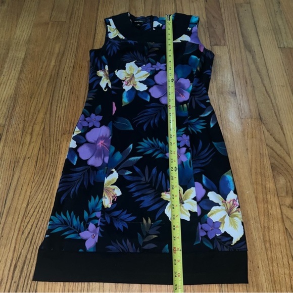 Vintage Tropical Hibiscus Hawaiian casual dress - Picture 3 of 6